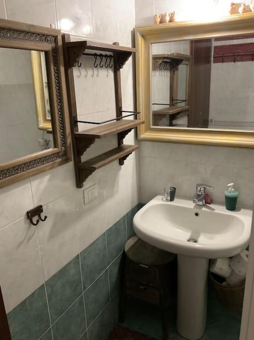 Isolab: Monolocale In Zona Isola Appartement Milaan Buitenkant foto
