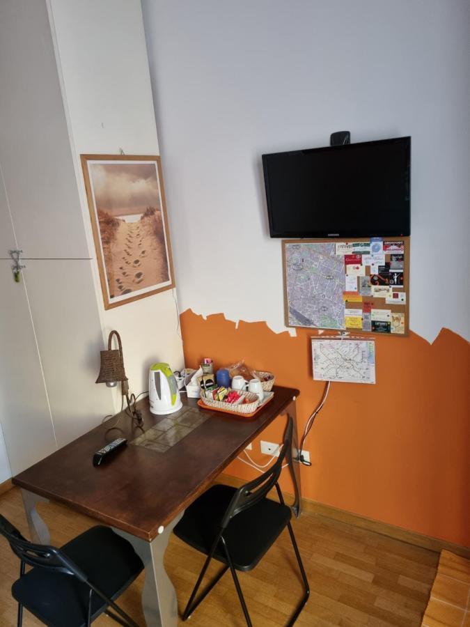 Isolab: Monolocale In Zona Isola Appartement Milaan Buitenkant foto